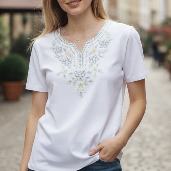 Alfred Dunner White Embroidered Shirt Floral Sz XL - Picture 1 of 5